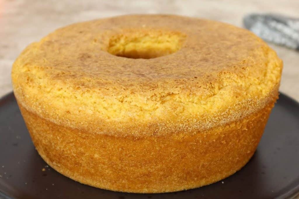 bolo de fubá simples