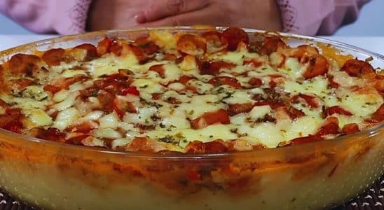 escondidinho de salsicha