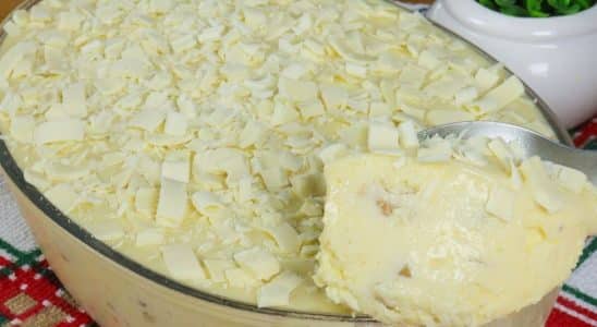 gelado de abacaxi cremoso