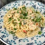 macarrão ao molho de camarão