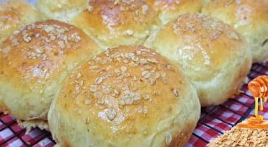 pão com aveia e mel