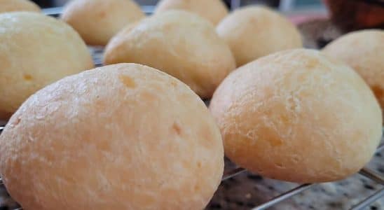 pão de queijo