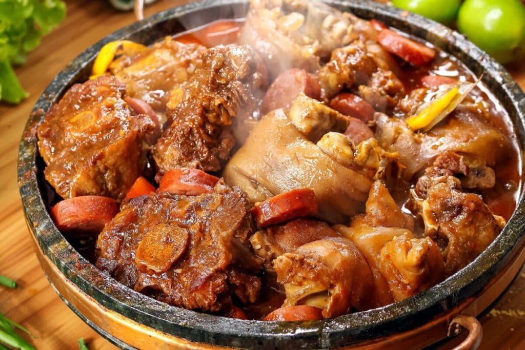 pé de porco com rabada