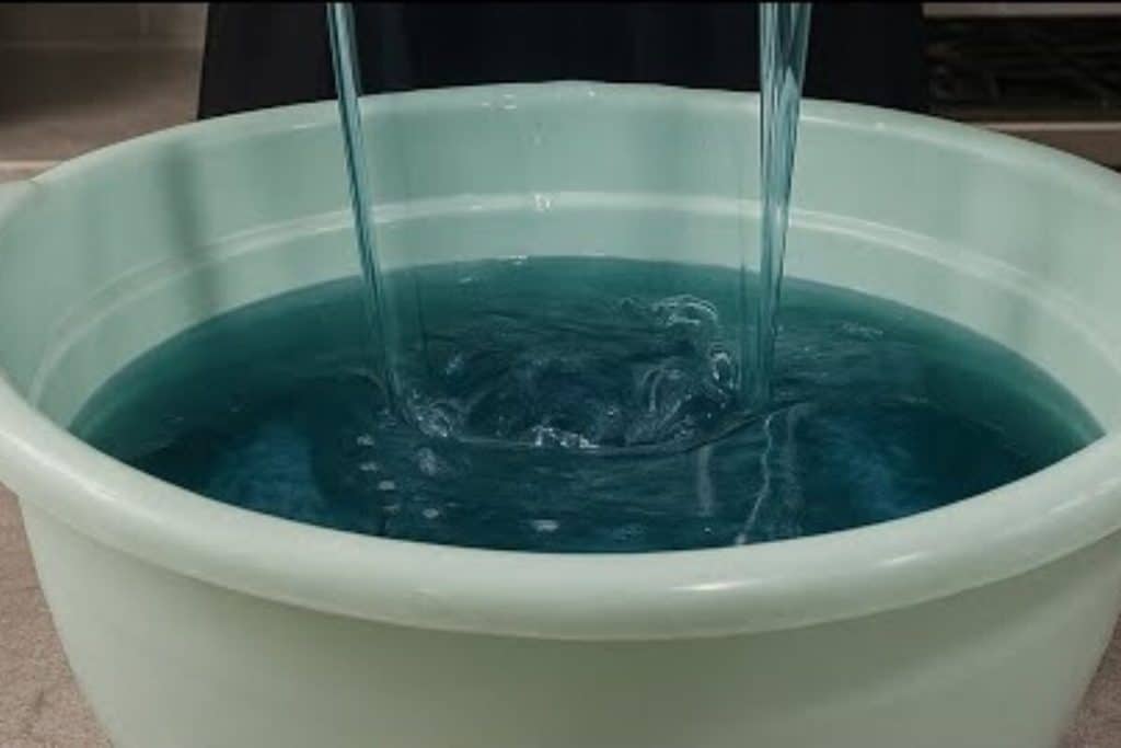 sabão líquido de pinho