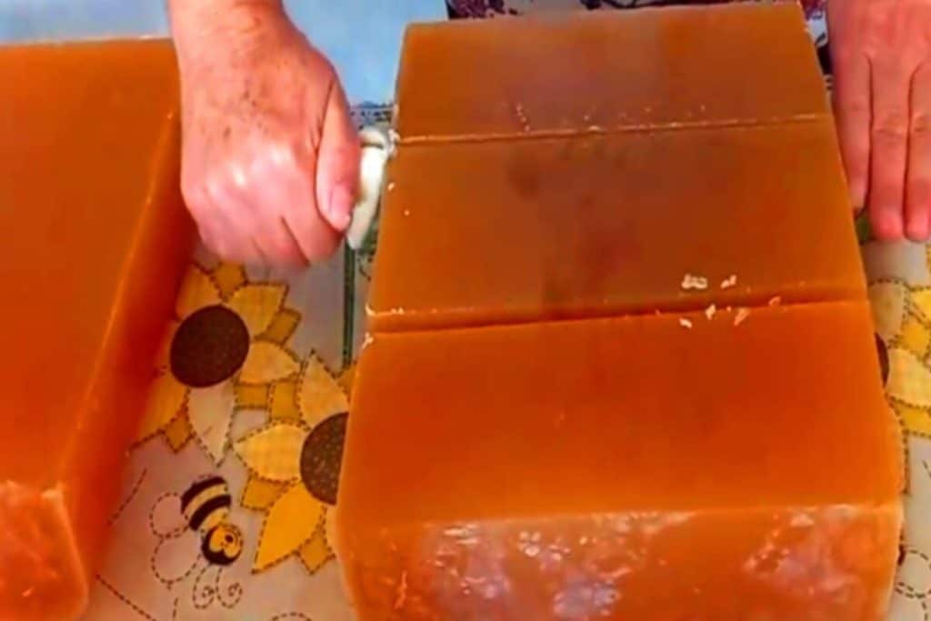 sabão de álcool caseiro