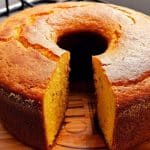 bolo de fubá com creme de leite