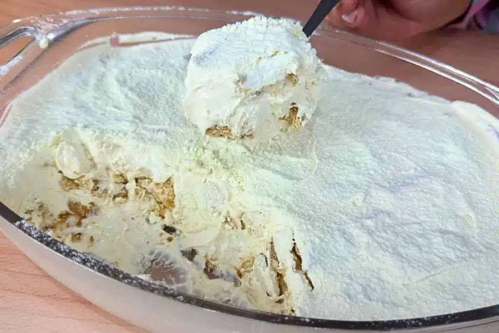 Sobremesa de leite ninho que derrete na boca e é muito fácil de fazer sem usar gelatina para o seu Natal 4 sobremesa de leite ninho