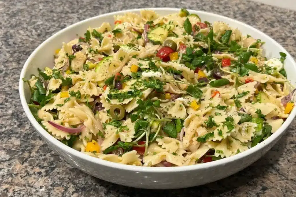 Farfalle com bacalhau: a receita de massa sofisticada e saborosa para brilhar no seu almoço de Natal ou Ano Novo 4 farfalle com bacalhau