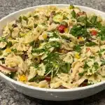 Farfalle com bacalhau: a receita de massa sofisticada e saborosa para brilhar no seu almoço de Natal ou Ano Novo 1 farfalle com bacalhau