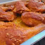 Frango assado na maionese: receita macia e suculenta para o seu almoço de Ano Novo em família. 1 frango assado na maionese