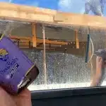 Como limpar vidros: use essa misturinha para limpar vidros poderosa que tira toda sujeira e deixa tudo brilhando. 1 misturinha para limpar vidros