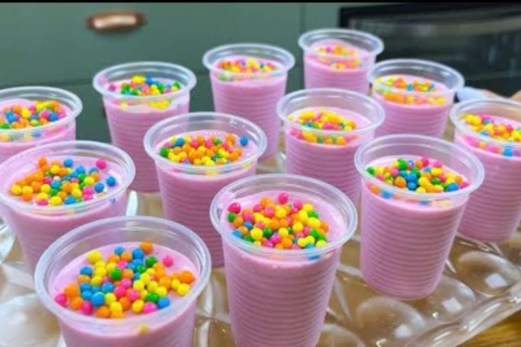 Sobremesa de 2 ingredientes sem leite condensado para economizar na ceia de Natal 74 sobremesa de 2 ingredientes