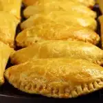 Receita de pastel de forno assado com massa profissional que derrete na boca e rende muito 2 pastel de forno assado