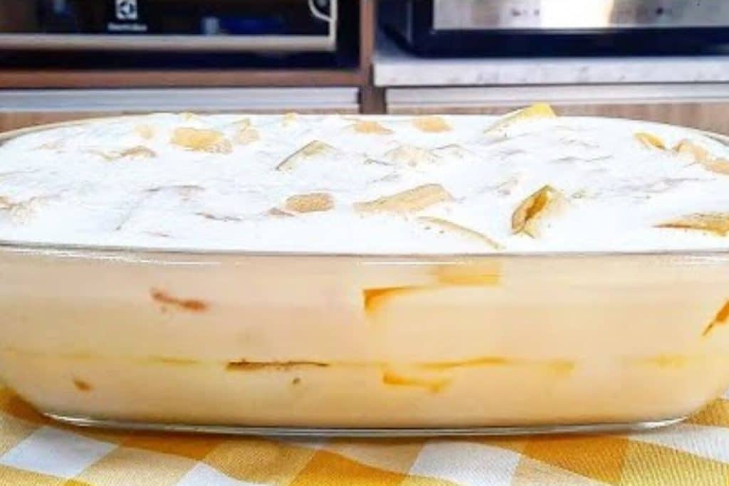 sobremesa de abacaxi