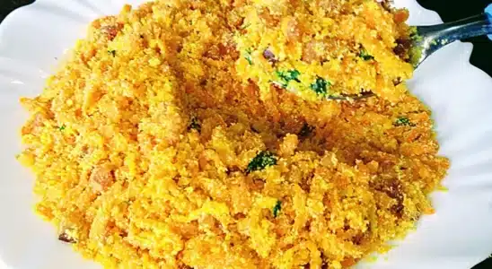 Receita de farofa de cenoura com bacon crocante e bem temperada para acompanhar suas refeições 2 farofa de cenoura com bacon