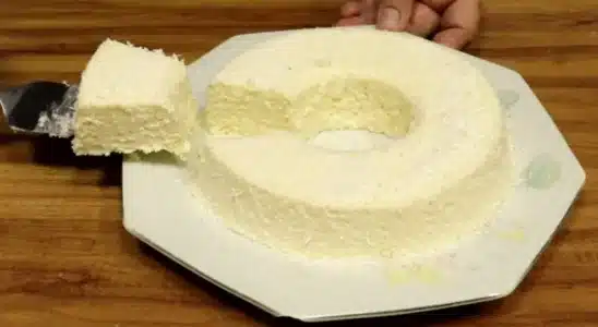 Como fazer pudim de coco cremoso que não vai ao fogo, a sobremesa prática que economiza seu tempo 2 pudim de coco cremoso