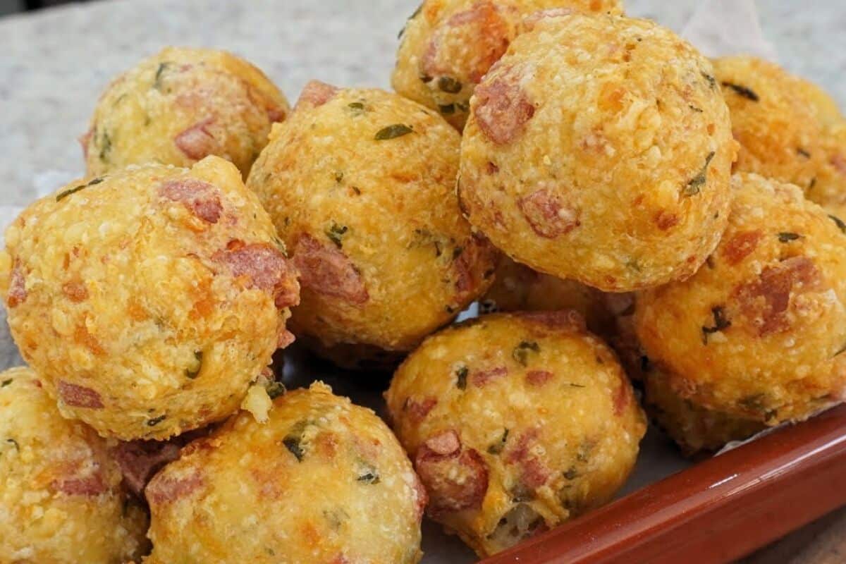 Bolinho de batata frito