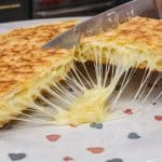 pão de queijo na frigideira