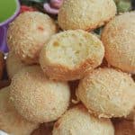 pão de queijo