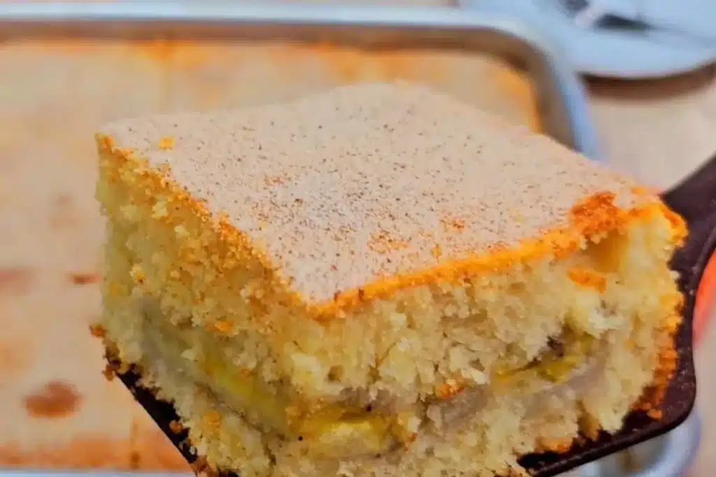 Bolo de banana recheado
