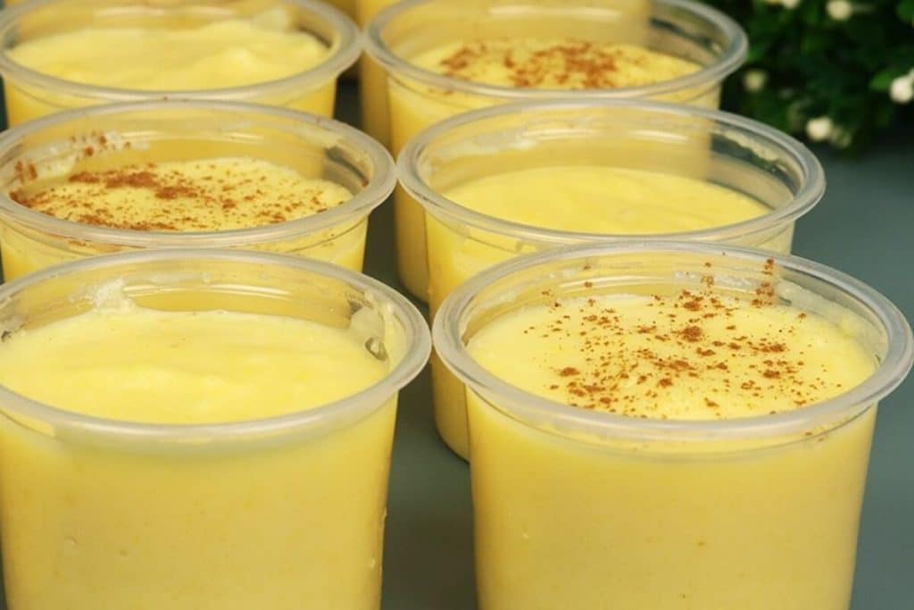 Curau de milho verde de pote, feito com poucos ingredientes e com uma cremosidade inigualável 162 Curau de milho verde