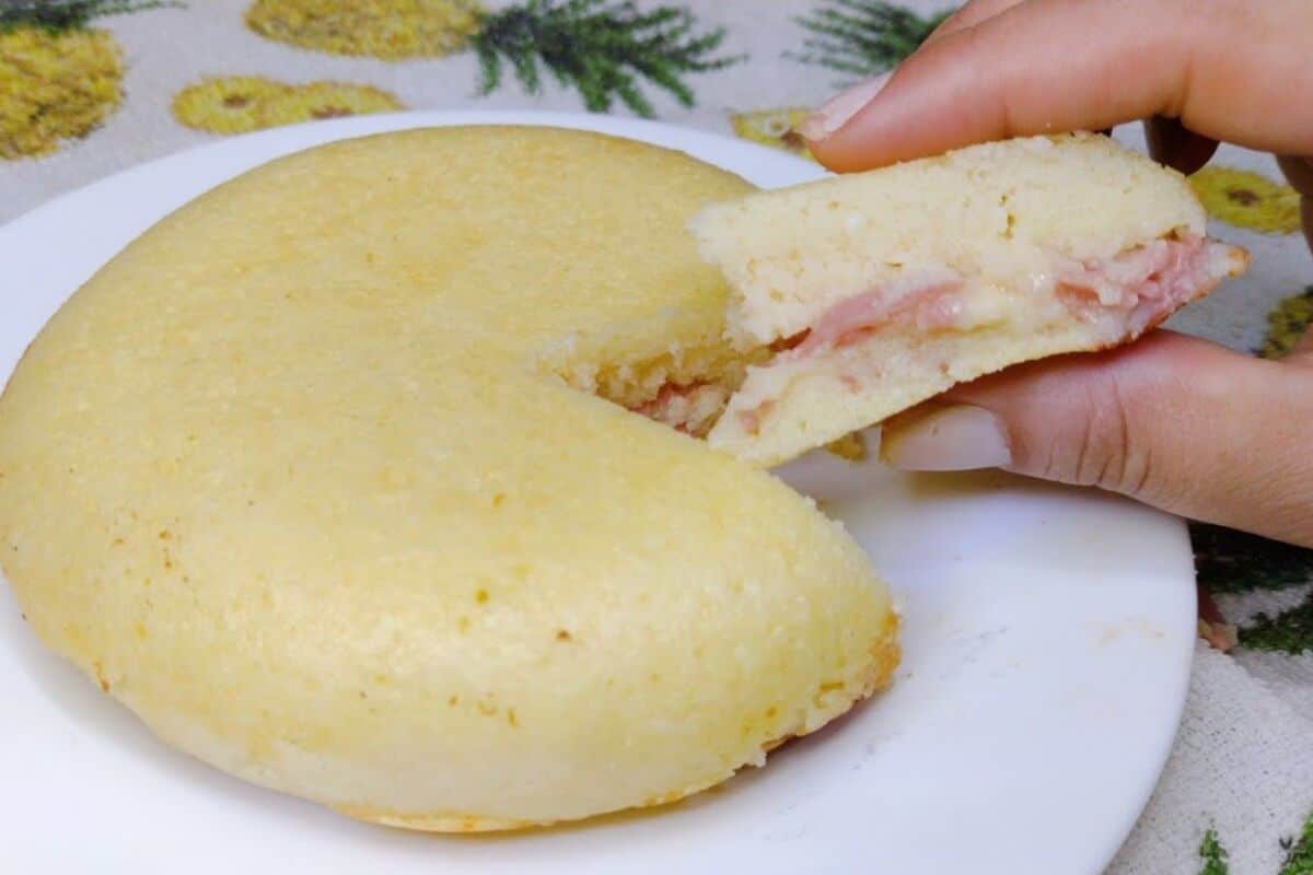 Cuscuz branco de frigideira