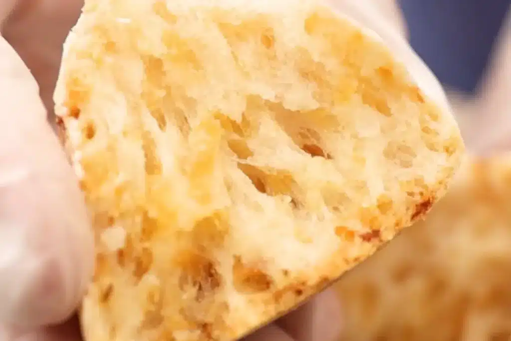 Pão de queijo sem ovo muito prático e rápido, para um café da manhã mais gostoso e saudável 4 Pão de queijo sem ovo
