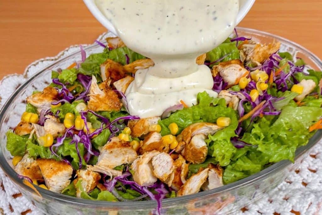 Salada com molho especial fácil e deliciosa, a melhor salada do mundo ...
