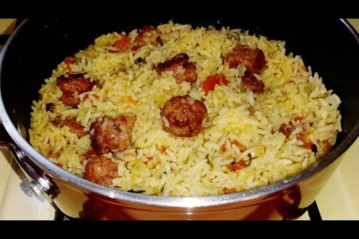 Arroz com linguiça