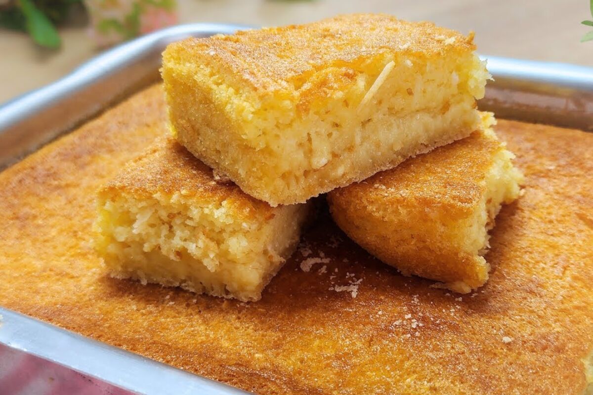Bolo cremoso de mandioca