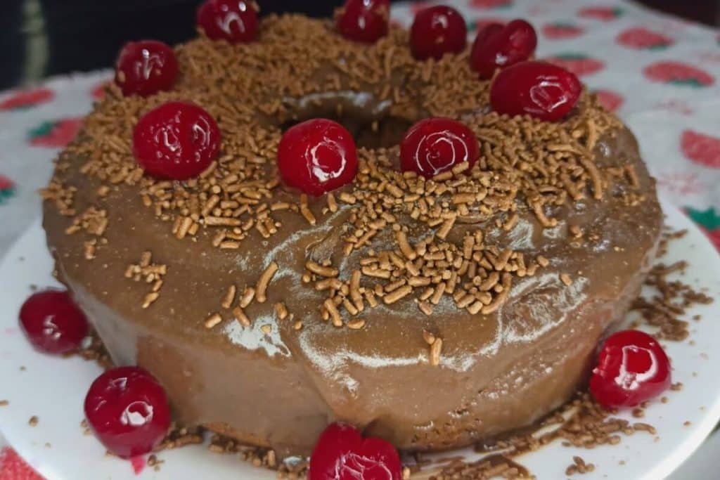 Bolo floresta negra de Nescau