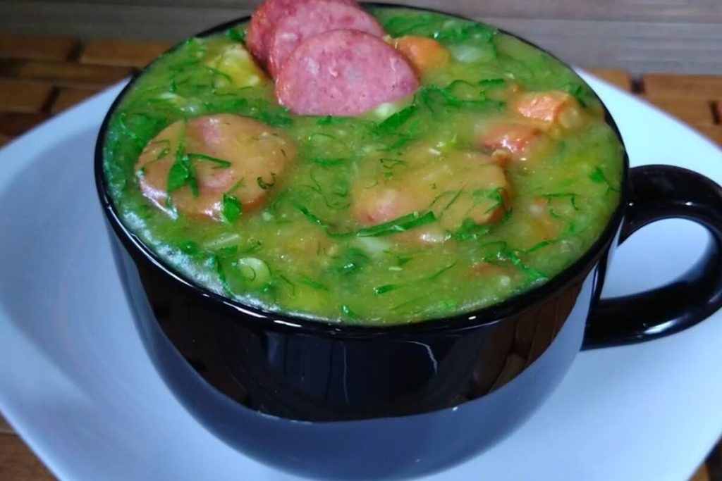 Caldo verde cremoso