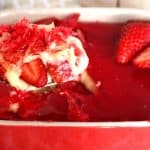 Morango do amor na travessa