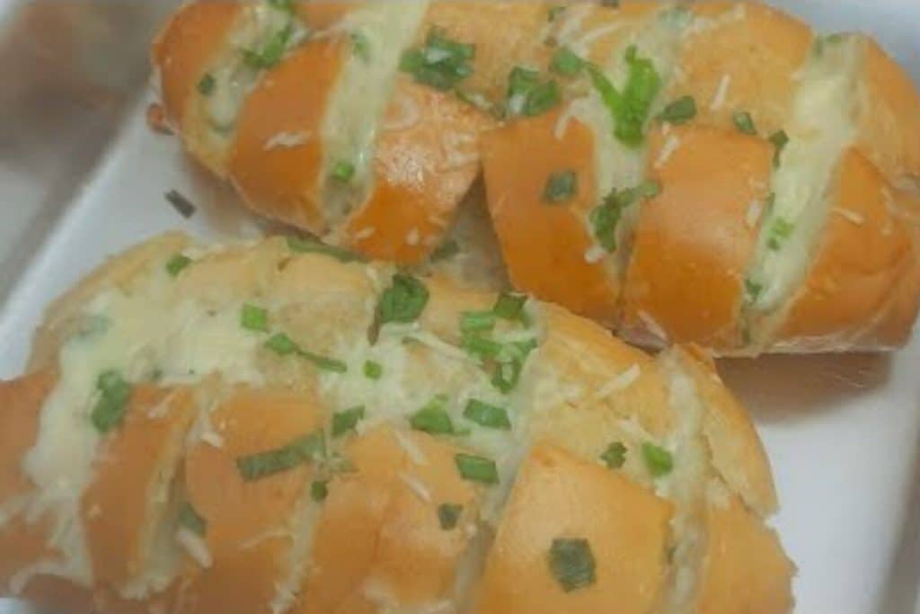 Pão de alho caseiro