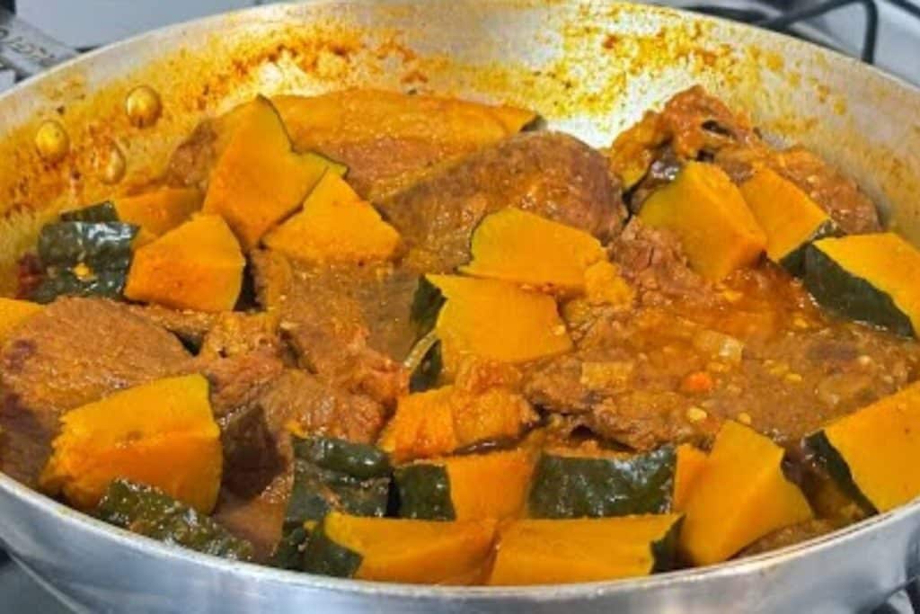 Bife de frigideira ao molho