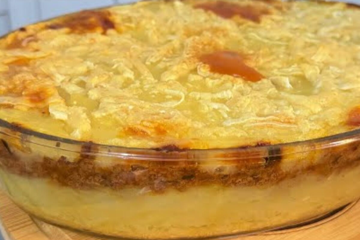 Escondidinho de carne com polenta