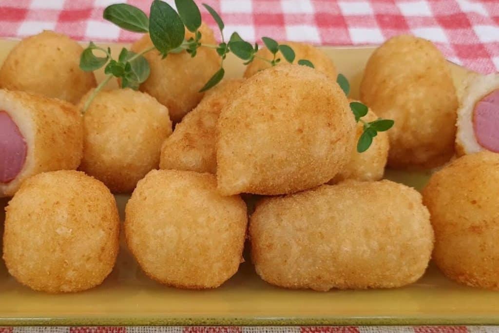 Massa de mandioca para salgado, para você fazer salgados irresistíveis que ficam sequinhos e saborosos 54 Massa de mandioca para salgado