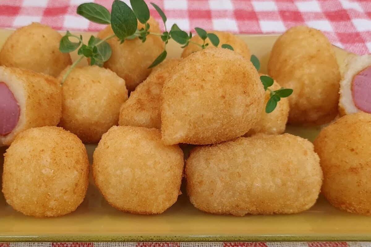 Massa de mandioca para salgado, para você fazer salgados irresistíveis que ficam sequinhos e saborosos 53 Massa de mandioca para salgado