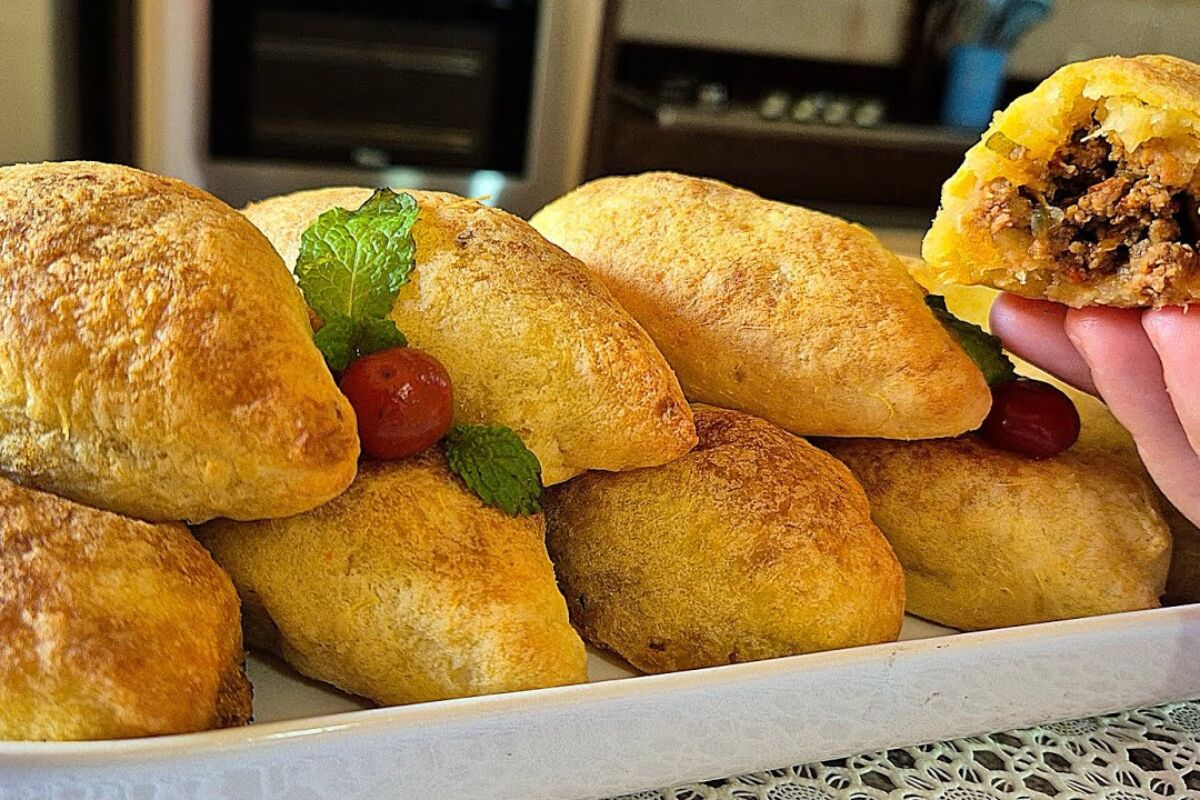 Bolinho de aipim assado