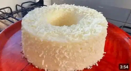 Bolo de tapioca granulada
