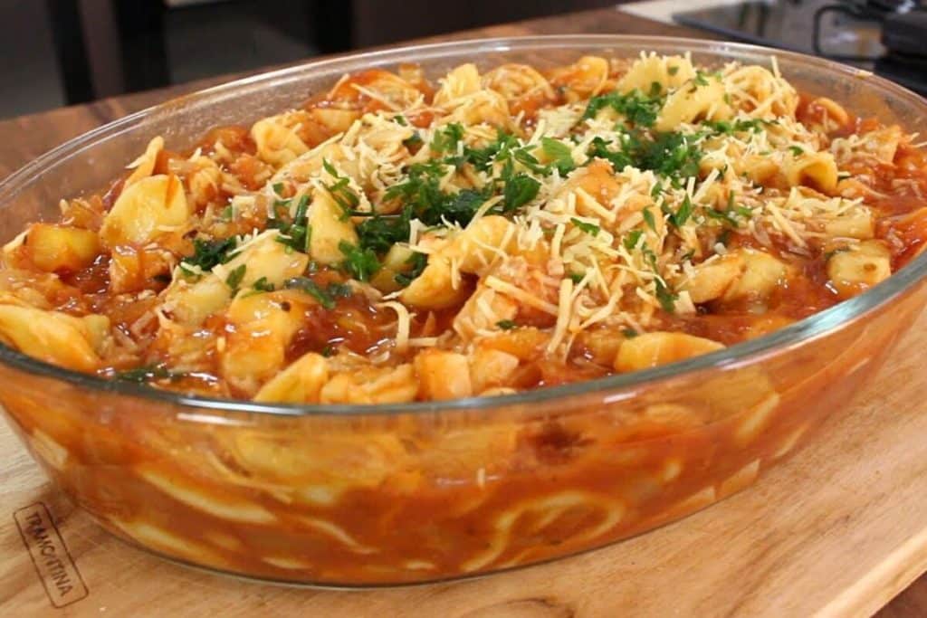 Capeletti sem forno irresistível, que fica pronto muito rápido, a solução ideal para dias corridos 132 Capeletti de forno