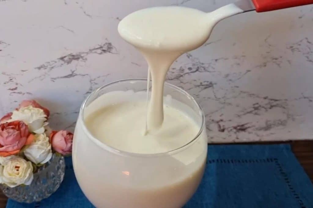 Creme de leite caseiro