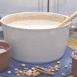 Canjica com amendoim