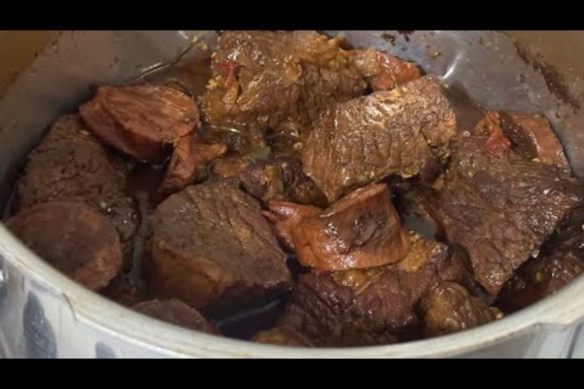 Carne assada de panela de pressão