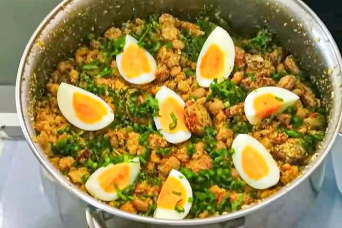 Feijão tropeiro delicioso e temperado do jeito tradicional, que vai fazer todo mundo querer repetir 101 Feijão tropeiro