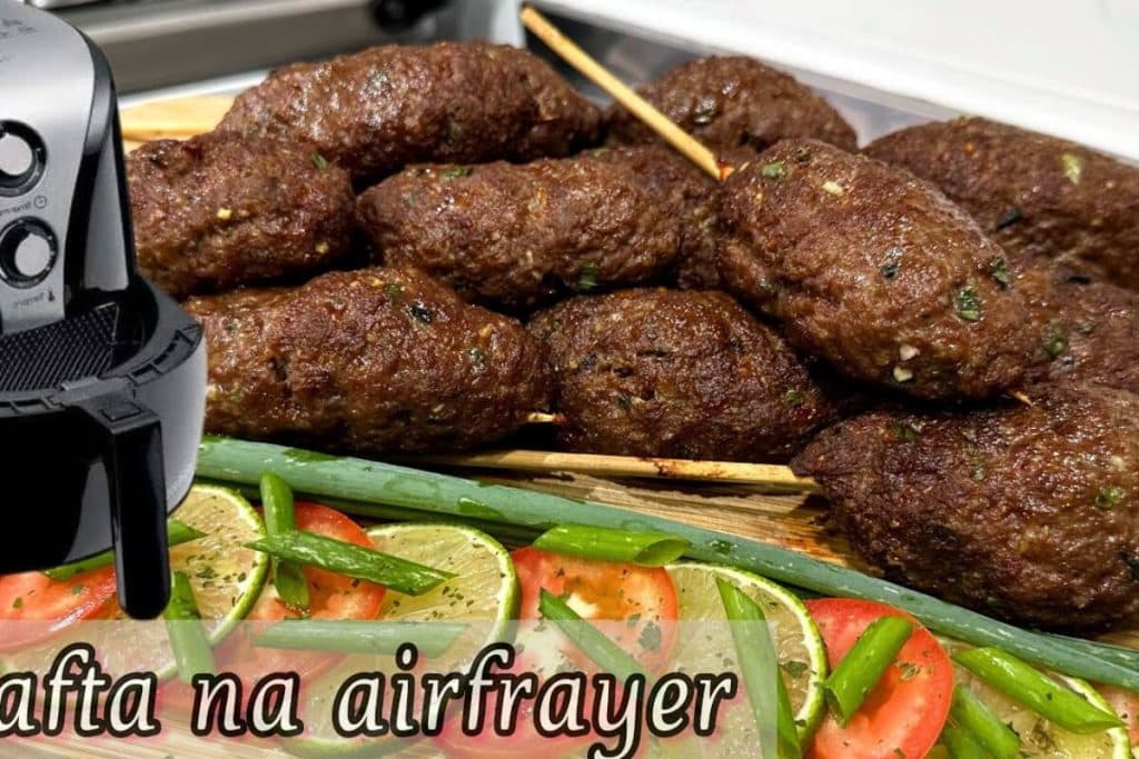Kafta na air fryer, uma carne bem temperadinha e suculenta que fica pronta em poucos minutos 118 Kafta na air fryer