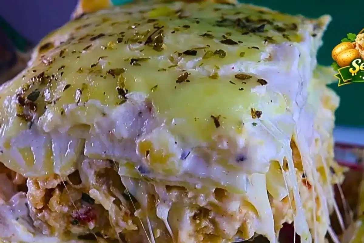 Lasanha de batata feita sem massa e com muito queijo, para inovar e receber muitos elogios 187 Lasanha de batata