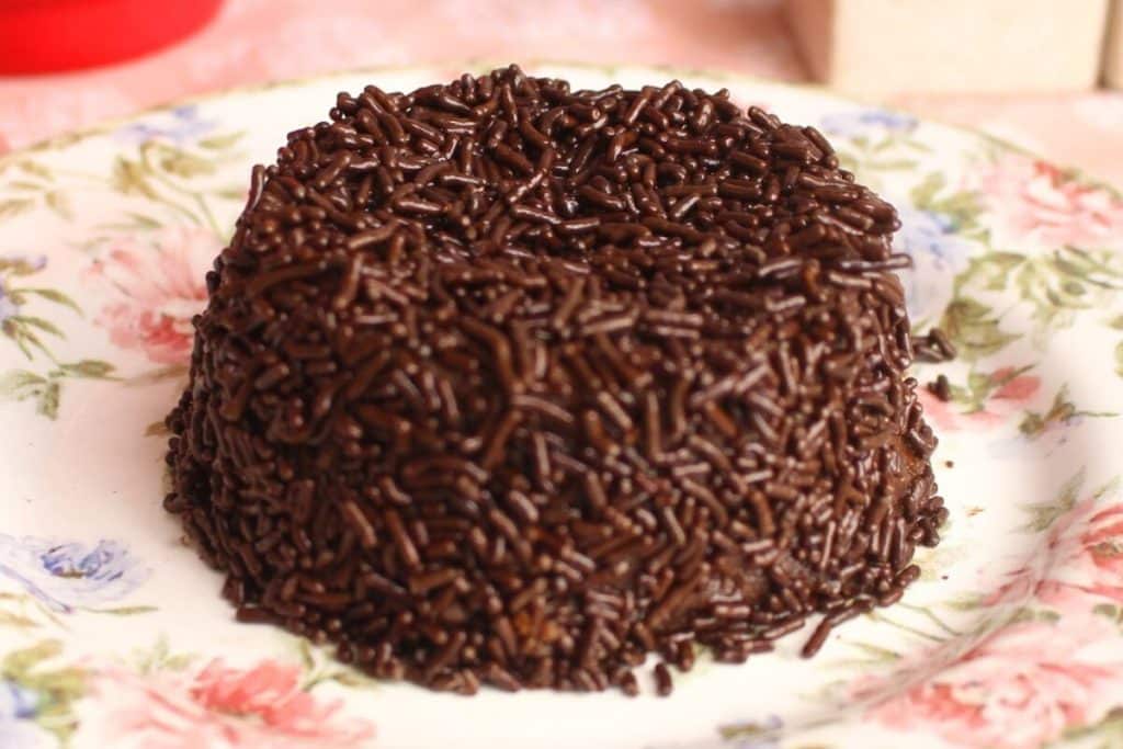 Mini brigadeirão de caneca