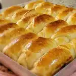 Pãozinho de leite tipo bisnaguinha, muito fofinho e fácil de modelar, que as crianças vão amar 1 Pãozinho de leite