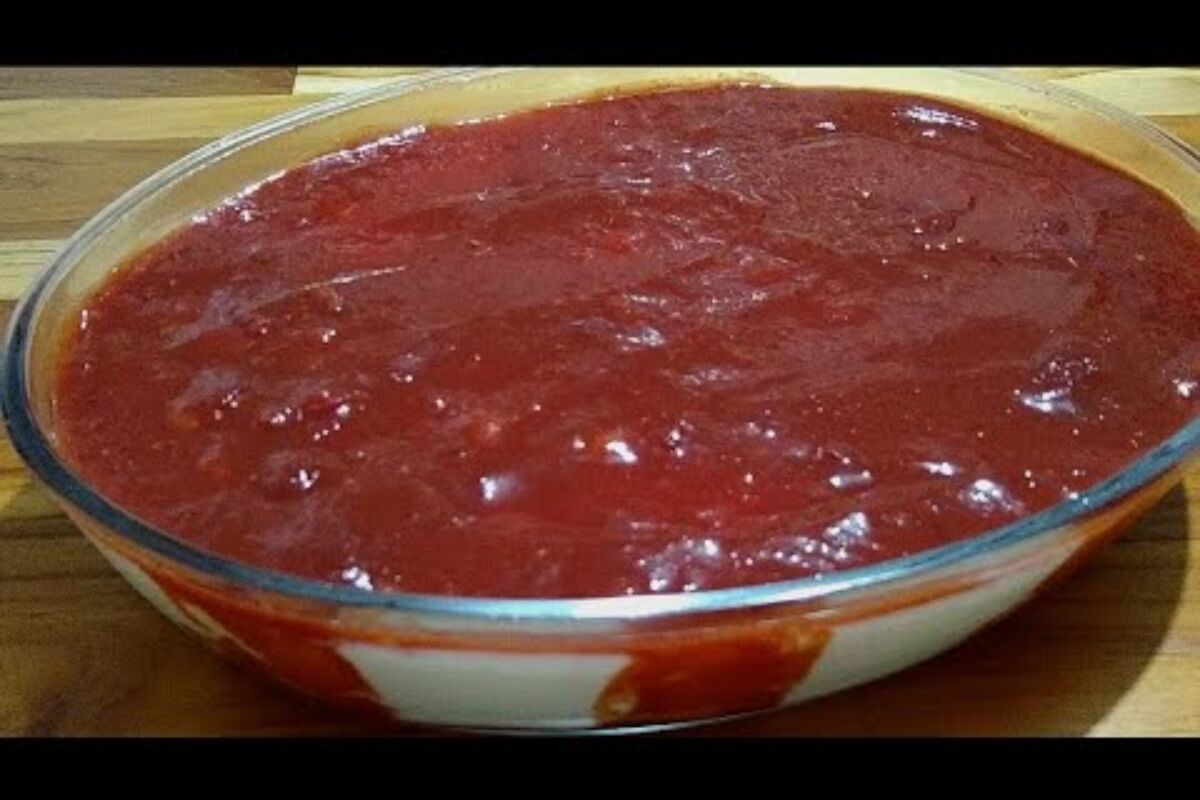 Sobremesa de queijo com goiabada